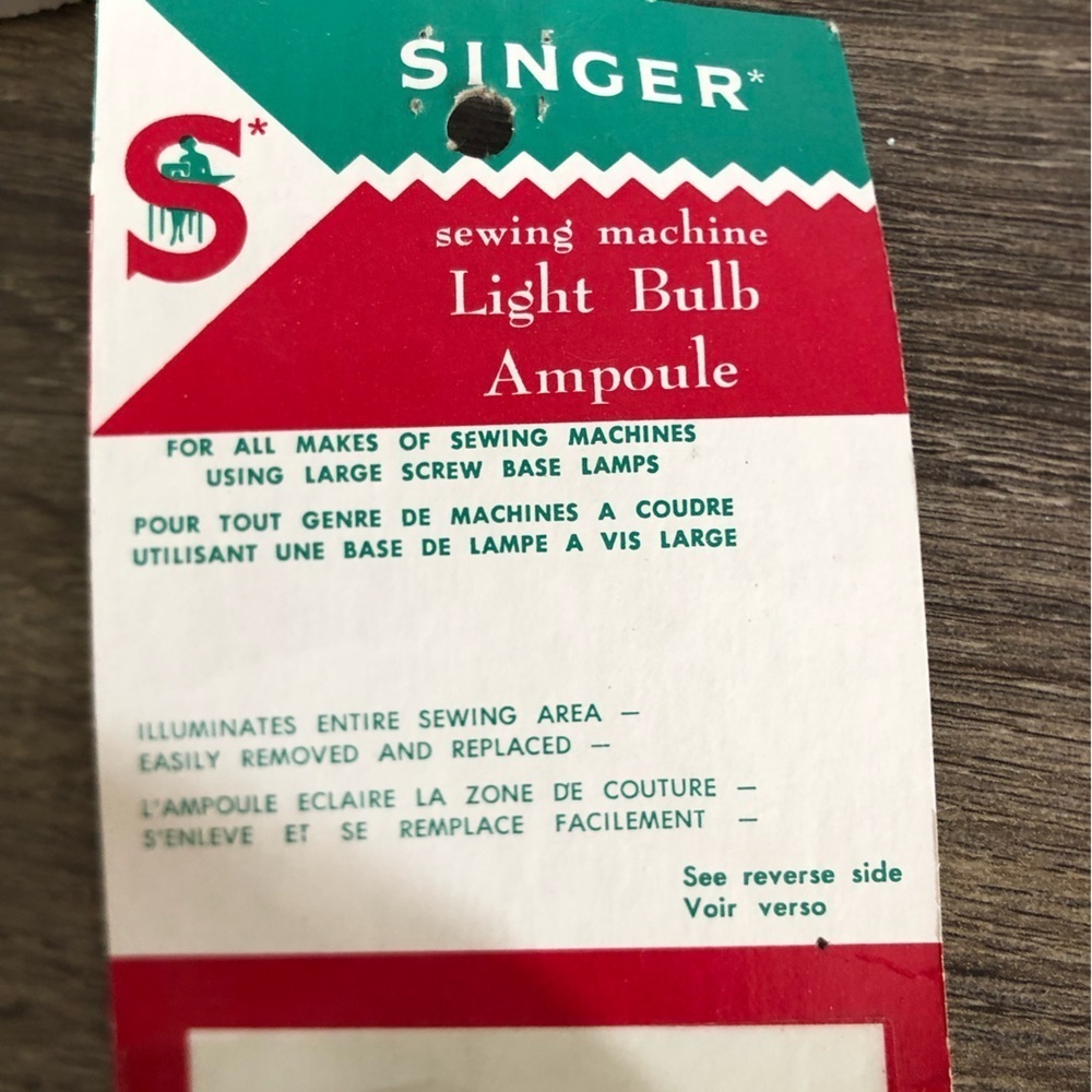 Vtg NOS Singer Sewing Machine Light Bulb - Picture 2 of 8